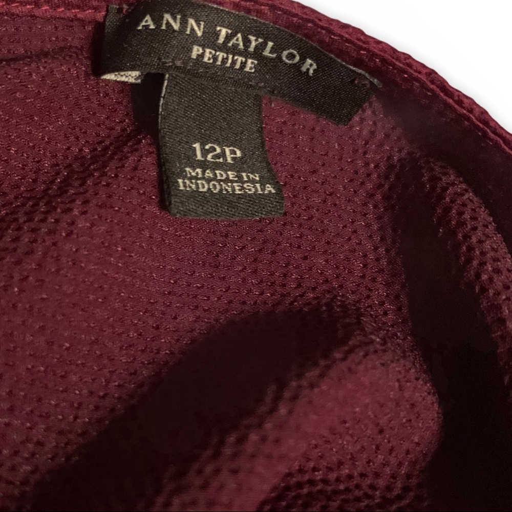 Ann Taylor burgundy peplum top - Picture 7 of 9